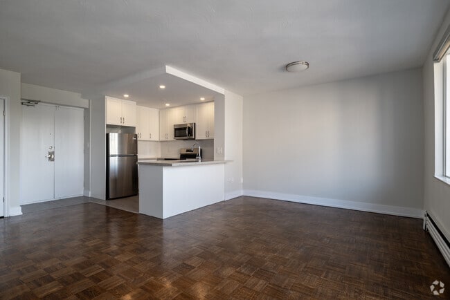 1BR, 1BA - 650SF - Ravine Park Apartments
