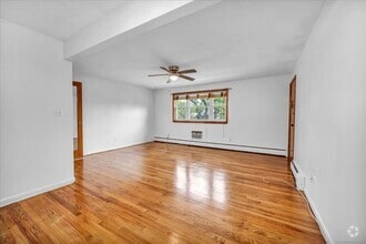 Building Photo - 26 Colonial Dr