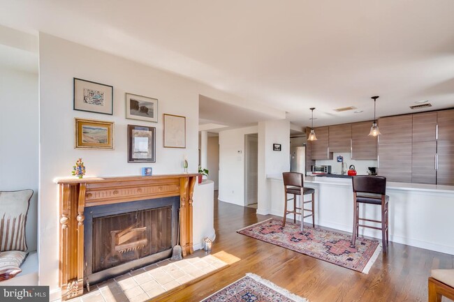 Foto del edificio - 2038 18th St NW