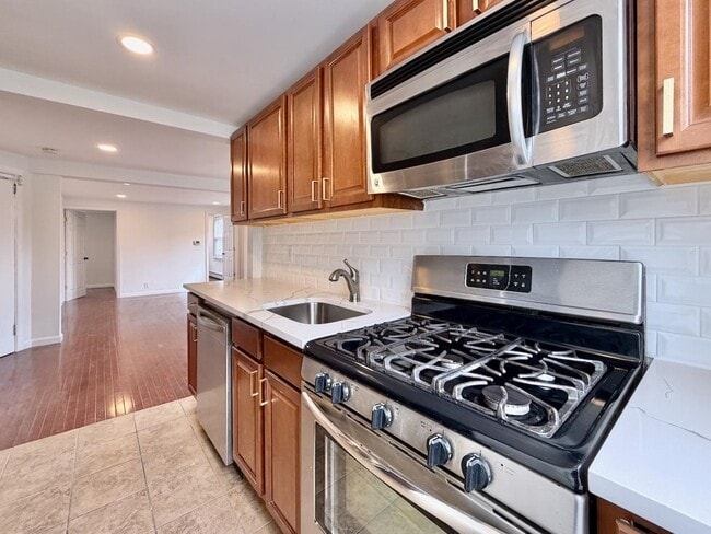 Foto del edificio - 63 COLES St