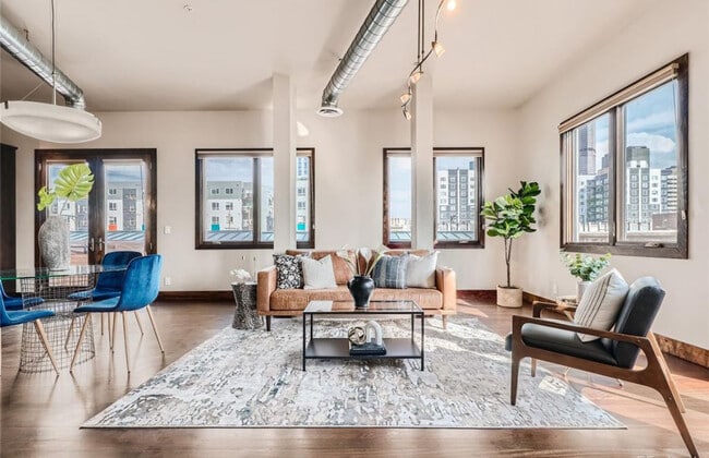 Foto del edificio - 2101 Larimer St