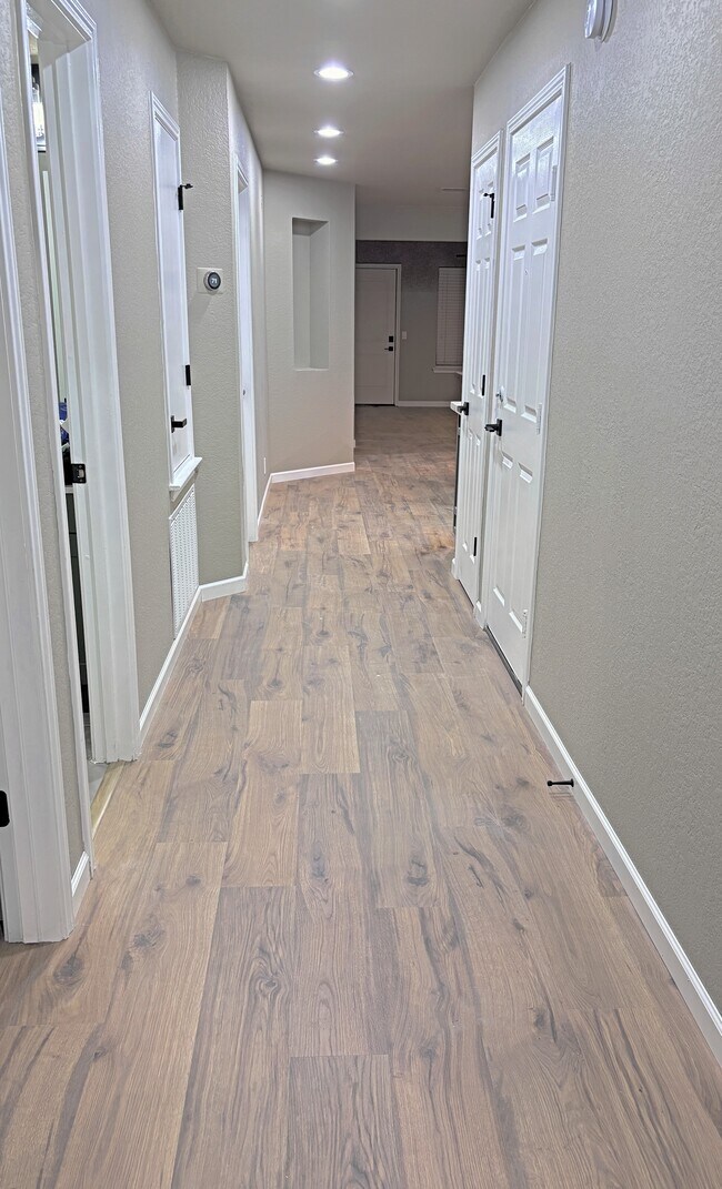 Foto del edificio - 4605 Acers Ln