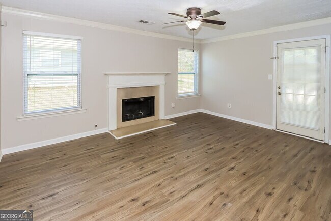 Foto del edificio - 843 Shoals Ct