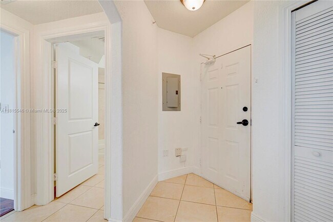 Foto del edificio - 2301 SW 27th Ave