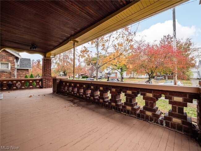 Building Photo - 3948 E 154th St