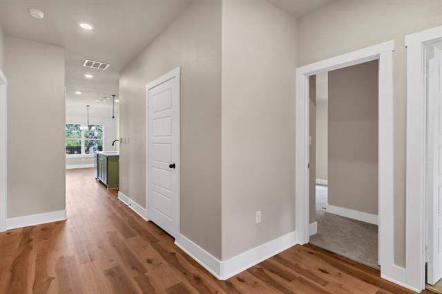 Building Photo - 811 Branding Iron Trail