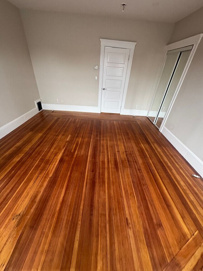 Photo - 41 Lafayette St Apartment