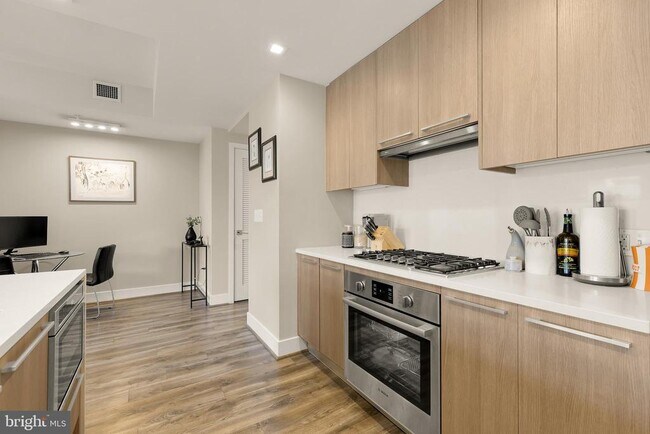 Foto del edificio - 1628 11th St NW