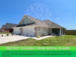 Building Photo - 562 Bradford Dr