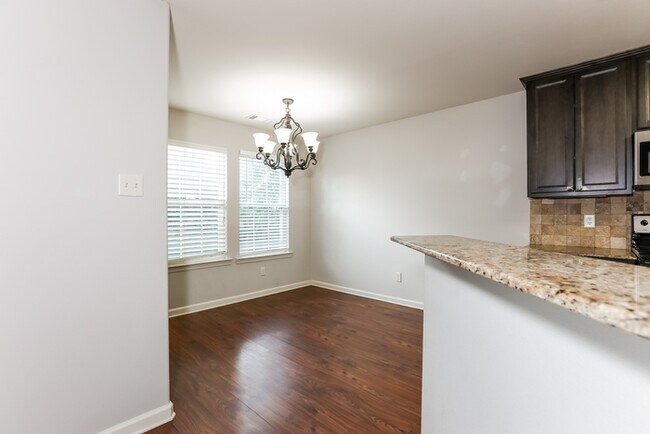 Foto del edificio - 7007 N Haven Dr