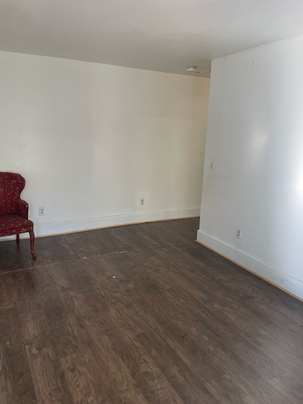 Foto del edificio - 5 Dewey Ave