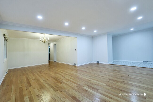 Foto del edificio - 605 W Gilbert Rd