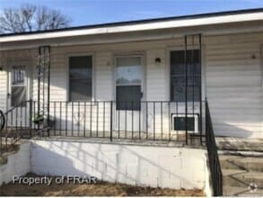 Building Photo - 121 Bogard Cir