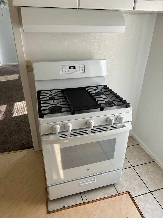 Foto del edificio - 443 S T St