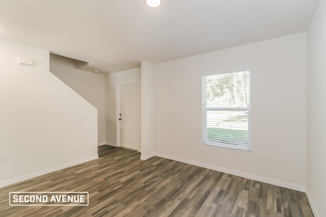 Building Photo - 10811 N Hatari Dr
