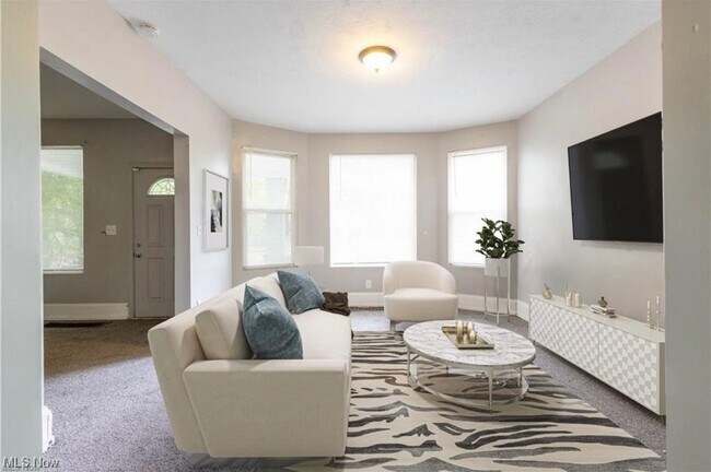 Foto del edificio - 8511 Wade Park Ave