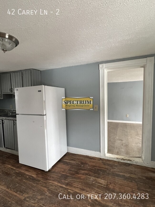 Foto del edificio - 42 Carey Ln