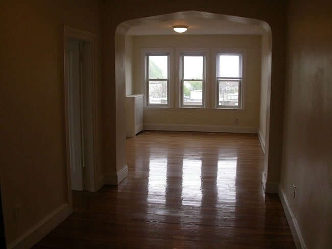 Building Photo - 1666 Commonwealth Ave