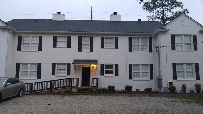 Primary Photo - 1107 N Madison St