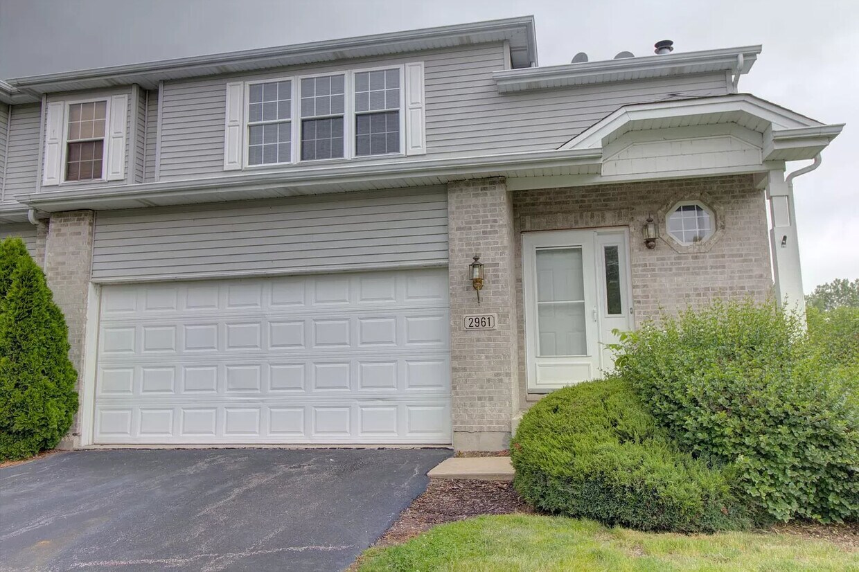 Primary Photo - 2961 Old Renwick Cir