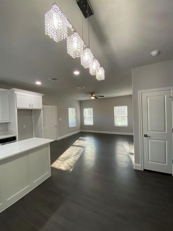 Foto del edificio - 106 W 17th Ave