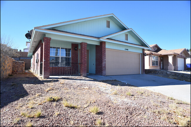 Building Photo - 12496 Sombra Fuerte Dr