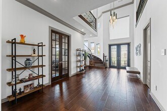 Building Photo - 1822 Jade Hollow Ln