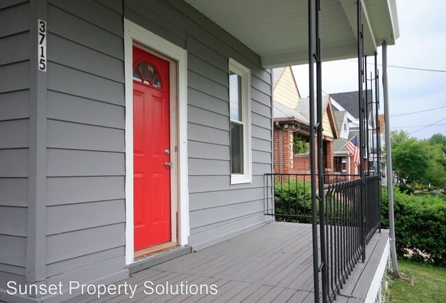 Building Photo - 3 br, 1.5 bath House - 3715 Drake Avenue 1