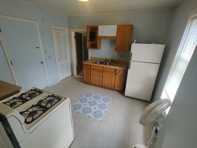Foto del edificio - 708 Linden Pl