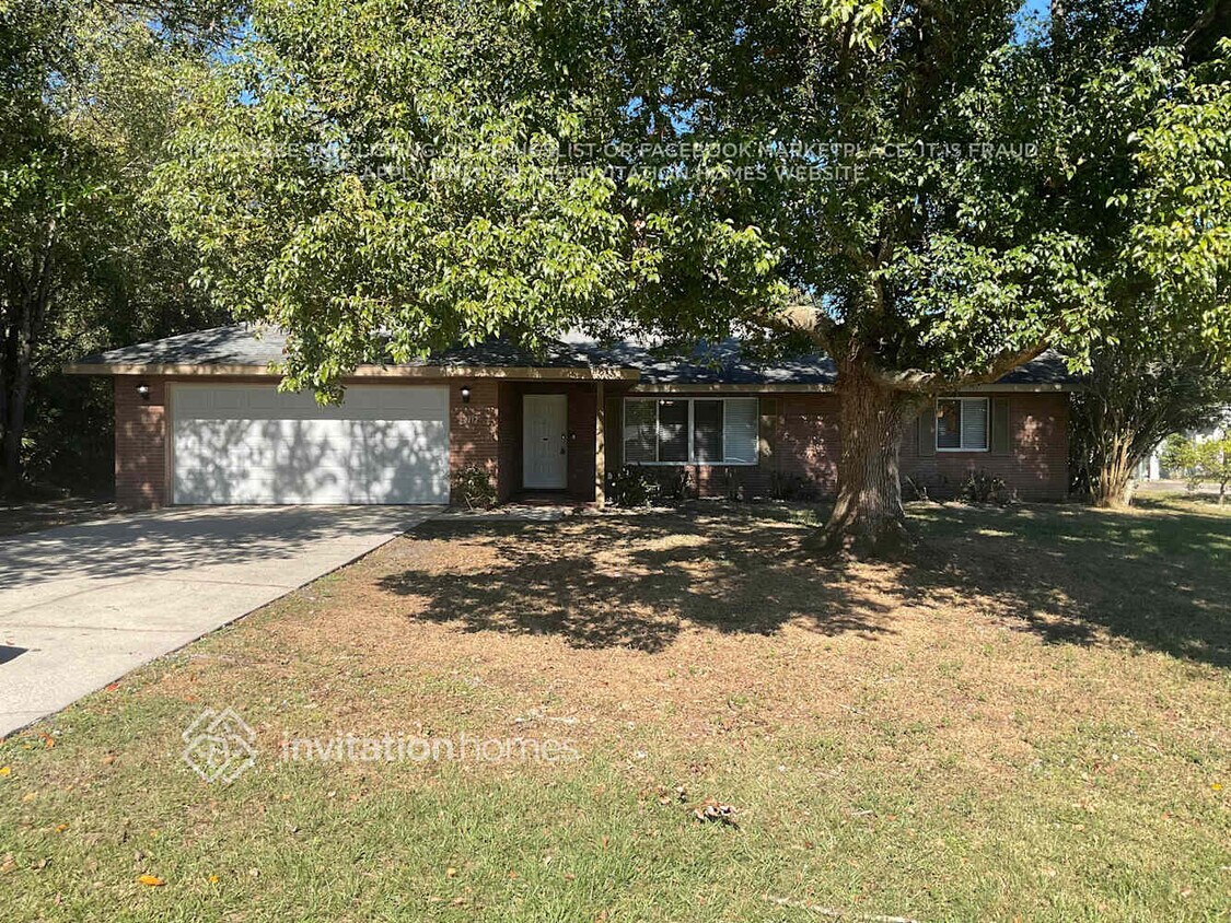 Foto principal - 2112 Swanson Dr