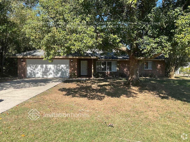 Building Photo - 2112 Swanson Dr