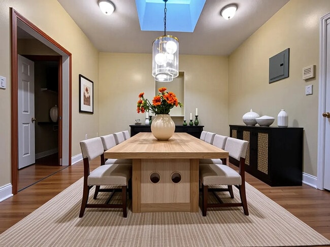 Foto del edificio - 796 Crown St