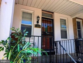 Building Photo - 1320 S Newkirk St
