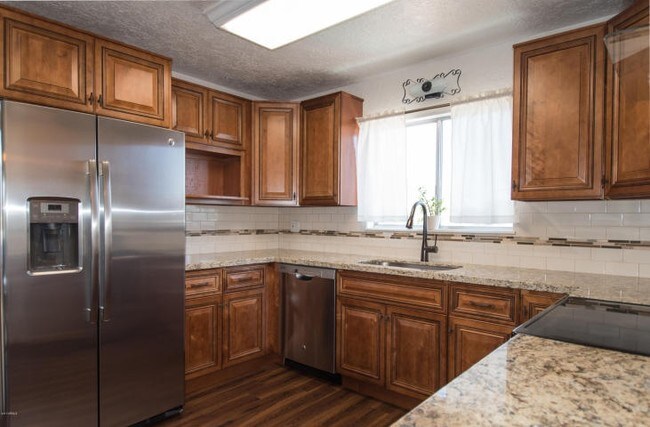 Building Photo - 665 Aircleta Dr