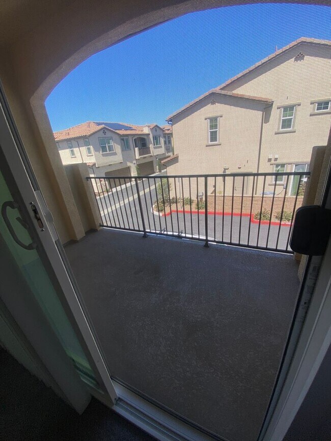Foto del edificio - Like New 2 Bed 2 Bath Condo in Temecula