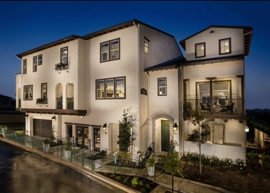 Photo - 3000 E 19th St (Signal Hill, CA)