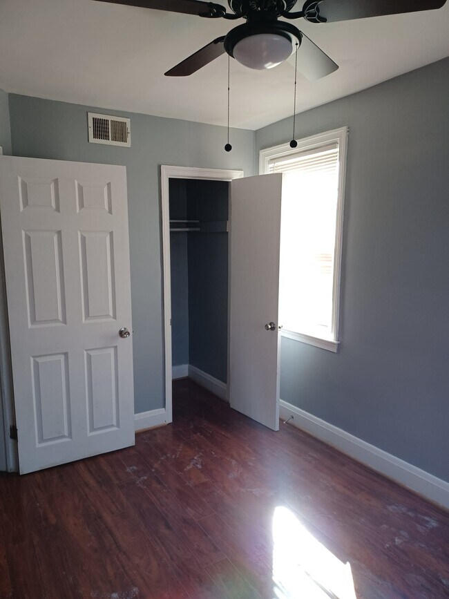 Foto del edificio - 3618 9th St