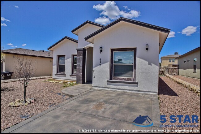 Building Photo - 452 Isaias Ave.