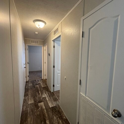 Foto del edificio - 9901 IN-3