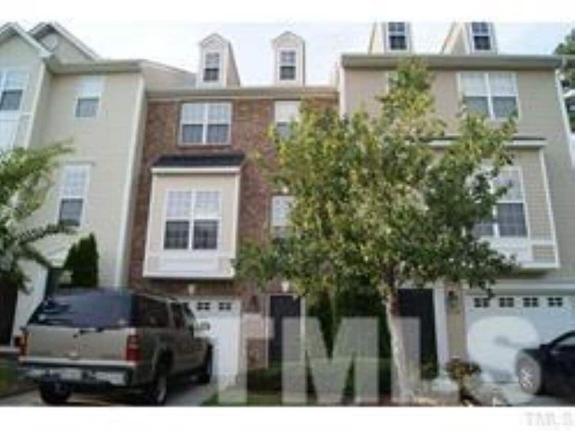 Primary Photo - 3112 Settle In Ln