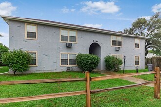 Building Photo - 2589 Red Rock Blvd