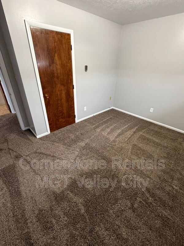 Foto del edificio - 807 3rd St SW