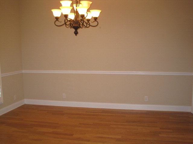 Building Photo - 147 Riverwalk Dr