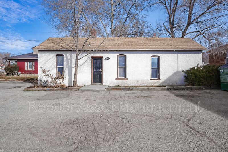 244 N Harrisville Rd Unit Front, Ogden, UT 84404 Condo for Rent in Ogden, UT