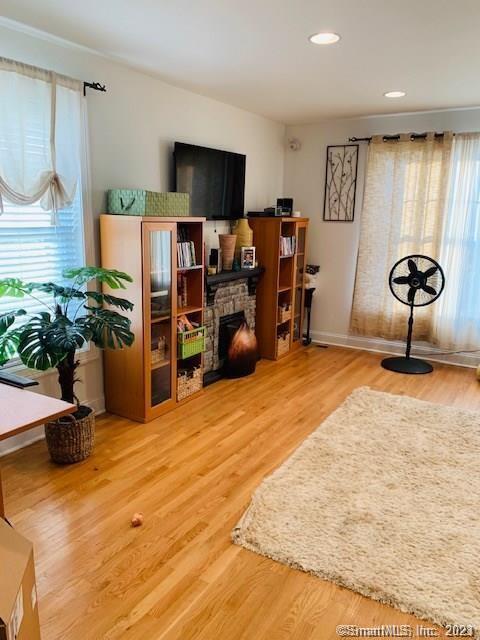 Building Photo - 407 Copper Square Dr