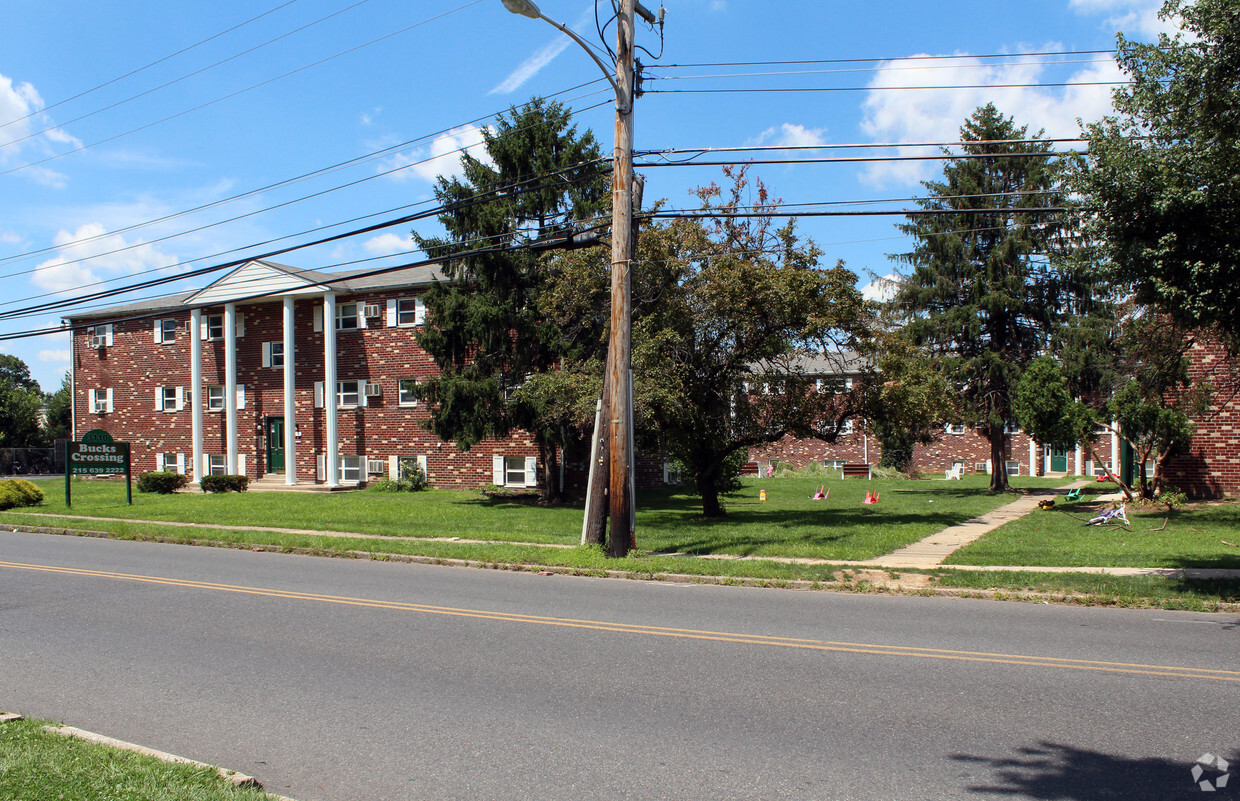 Primary Photo - Bucks Crossings