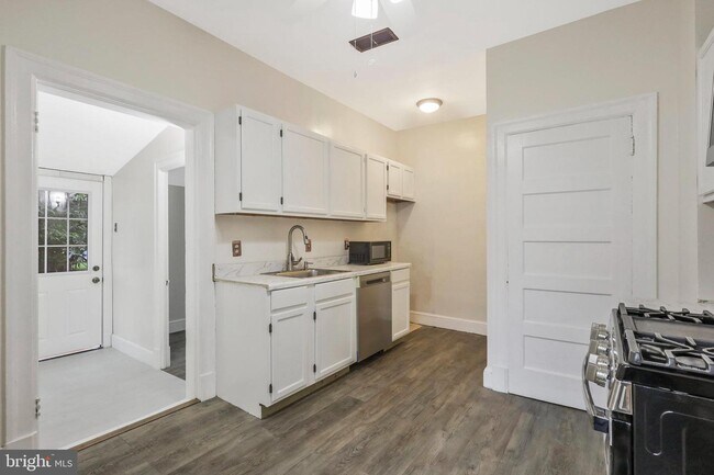 Foto del edificio - 929 20th St S