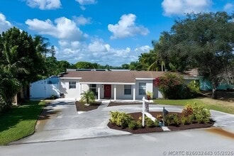 Building Photo - 6941 Boston Dr