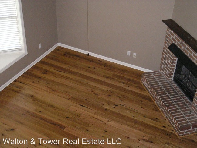 Building Photo - 4857 Riverwood Pl
