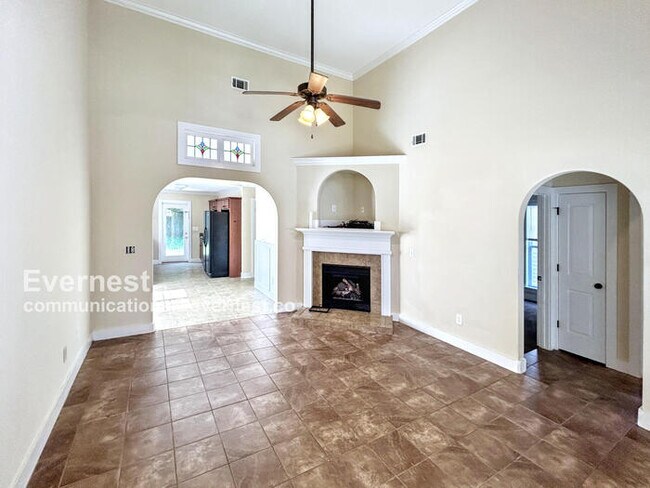 Foto del edificio - 100 Moss Stone Ln